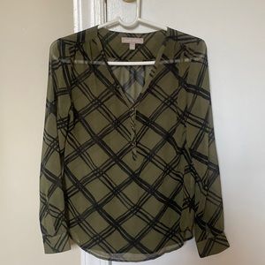 Banana republic hunter green and black sheer top.  Gold accent buttons